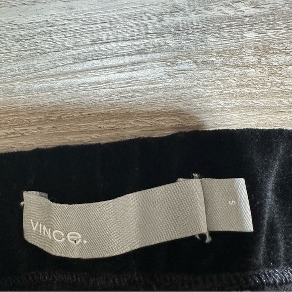 Vince Pull-On Split Hem Velvet Ankle Pant in Black Size Small - Picture 5 of 9